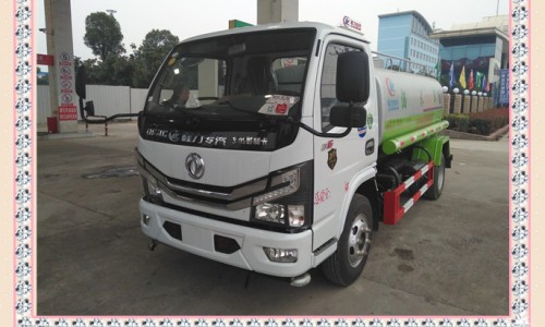 東風(fēng)國(guó)六5噸灑水車(chē)發(fā)車(chē)了